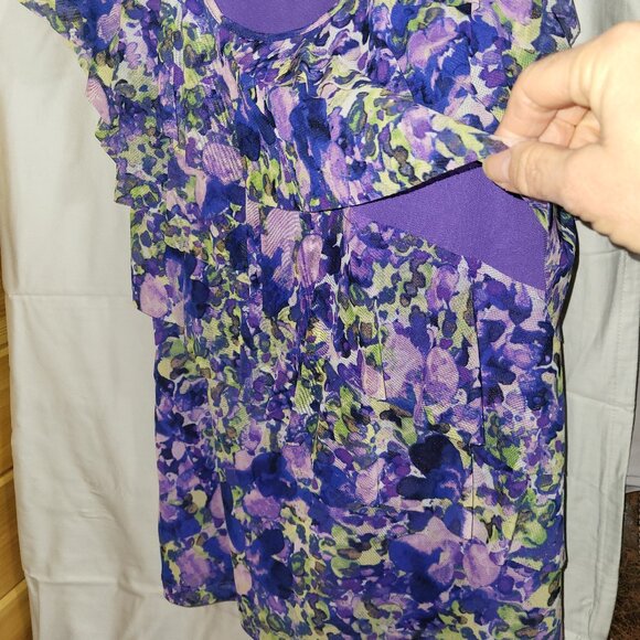 Apt 9 Floral Ruffle Blouse, capped sleeves, scoop neck, size L - Picture 7 of 9